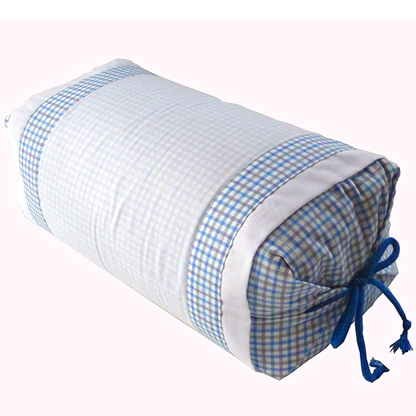 Японская подушка-валик Bouzu Makura с гречневой шелухой (маленький размер).